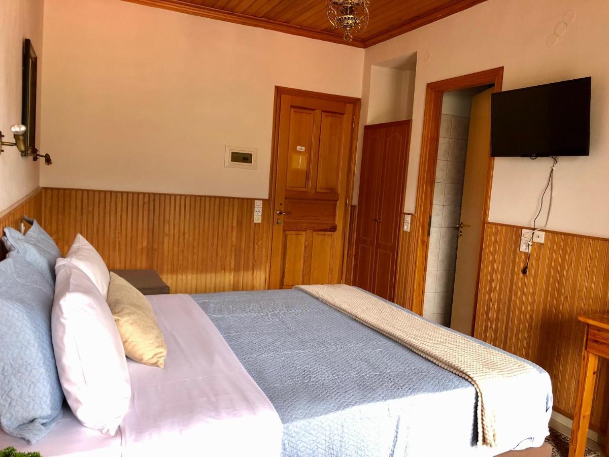 Apostolos Hotel 美特索文 外观 照片